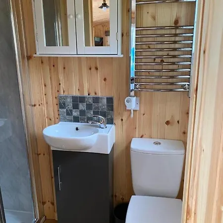 Remarkable Shepherds Hut In A Beautiful Location Perth Exterior foto